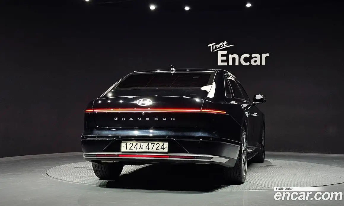 Hyundai Grandeur 2023 3.5 автомат (гидро), фото 4