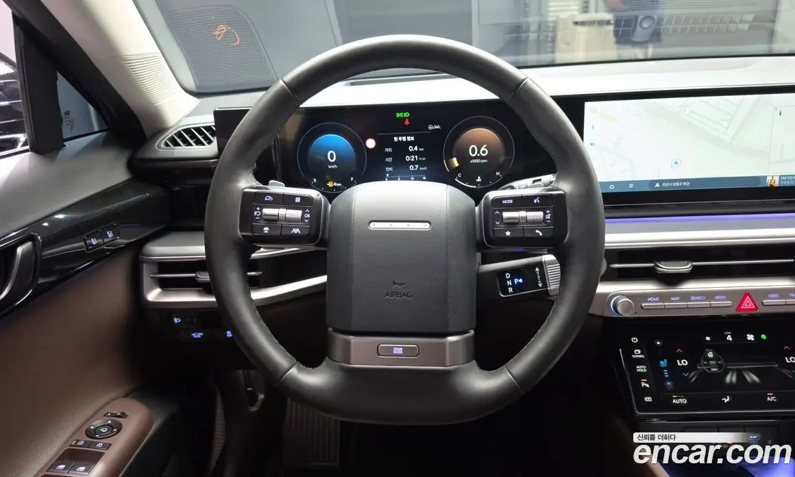 Hyundai Grandeur 2023 3.5 автомат (гидро), фото 13