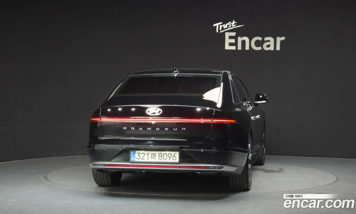 Hyundai Grandeur 2023 3.5 автомат (гидро), фото 4
