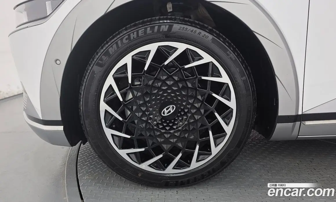 Hyundai Ioniq 5 2024 0.1 автомат (гидро), фото 5