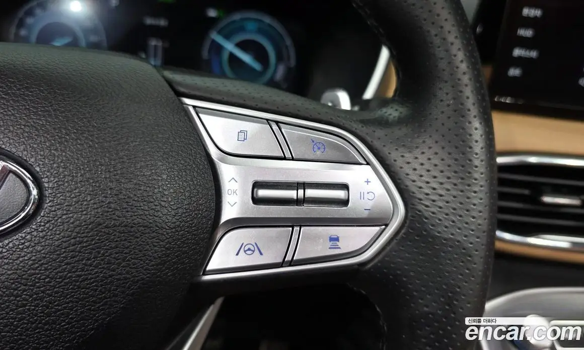Hyundai Santa Fe 2022 1.6 автомат (гидро), фото 18 Hyundai Santa Fe 2022 1.6 автомат (гидро), фото 18