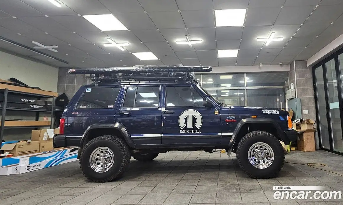 Jeep Cherokee 1993 2.5 механика, фото 5