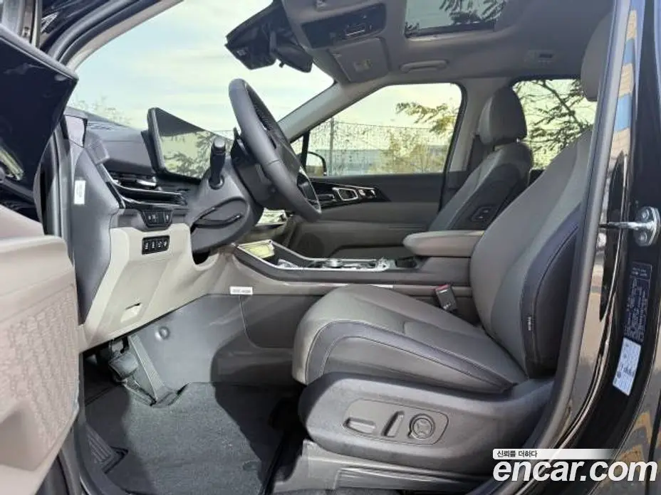 Kia Carnival 2025 1.6 автомат (гидро), фото 12 Kia Carnival 2025 1.6 автомат (гидро), фото 12