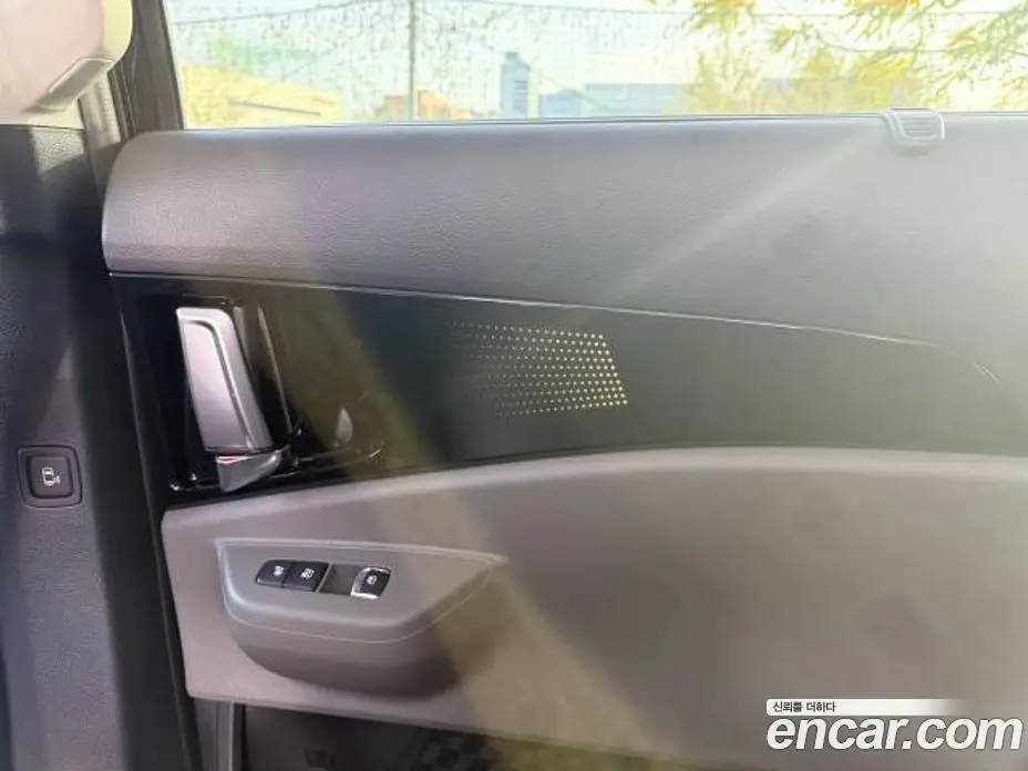 Kia Carnival 2025 1.6 автомат (гидро), фото 15 Kia Carnival 2025 1.6 автомат (гидро), фото 15