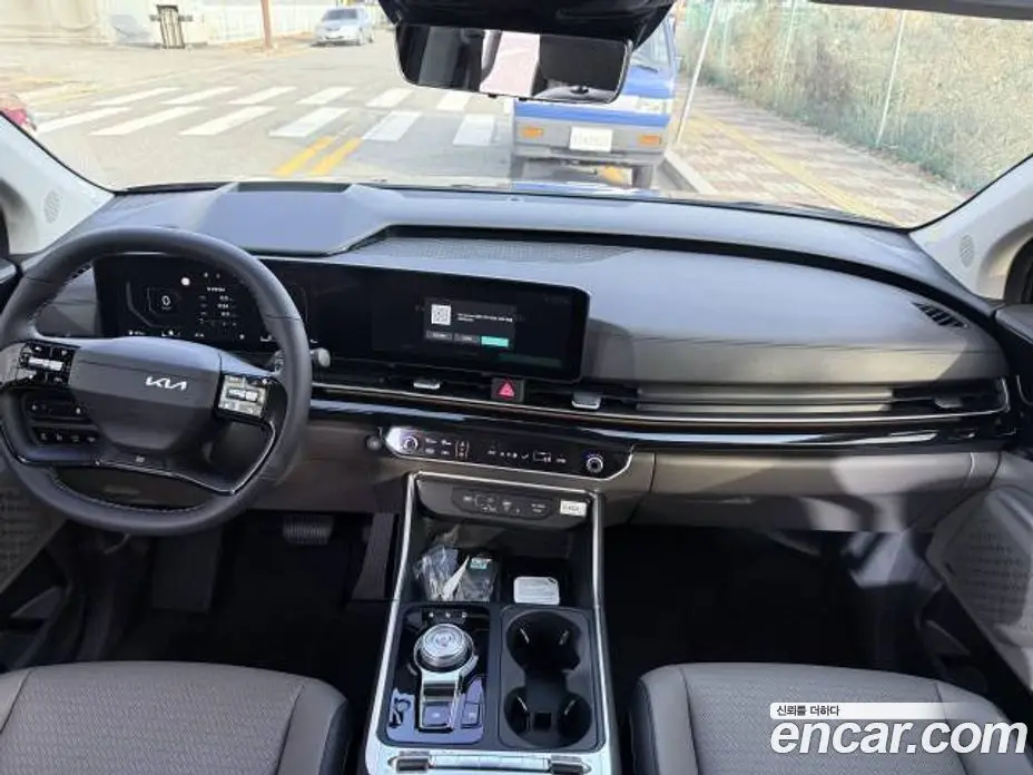 Kia Carnival 2025 1.6 автомат (гидро), фото 16 Kia Carnival 2025 1.6 автомат (гидро), фото 16