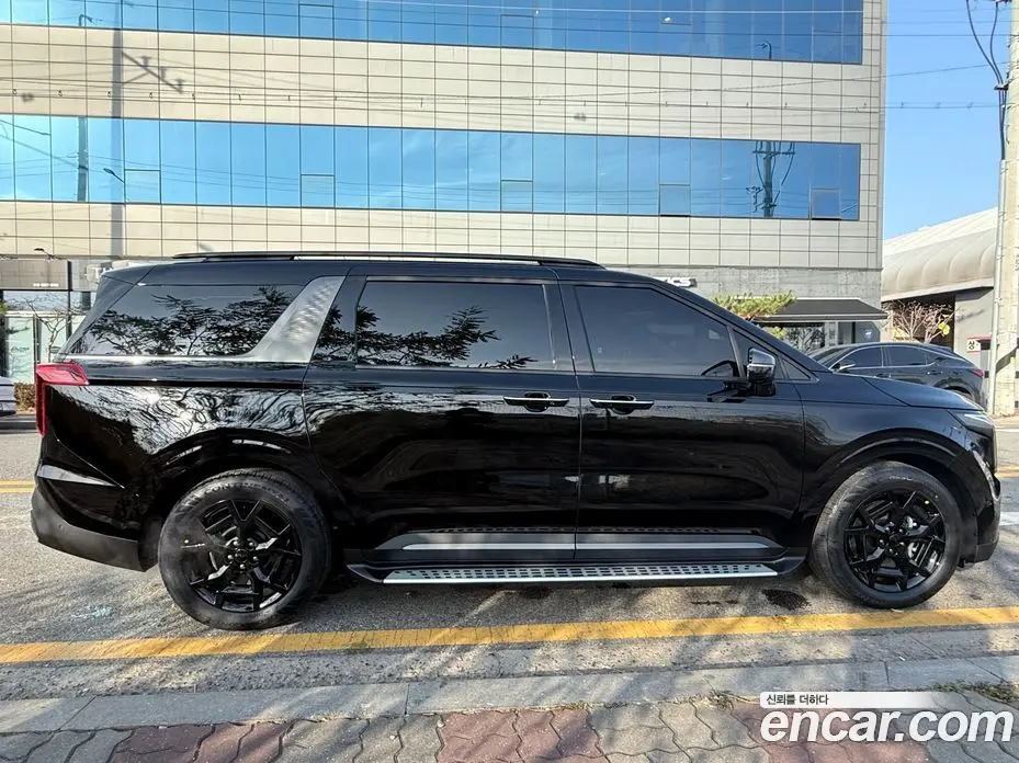 Kia Carnival 2025 1.6 автомат (гидро), фото 6 Kia Carnival 2025 1.6 автомат (гидро), фото 6