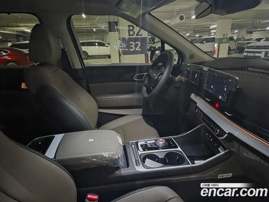 Kia Carnival 2026 1.6 автомат (гидро), фото 13 Kia Carnival 2026 1.6 автомат (гидро), фото 13
