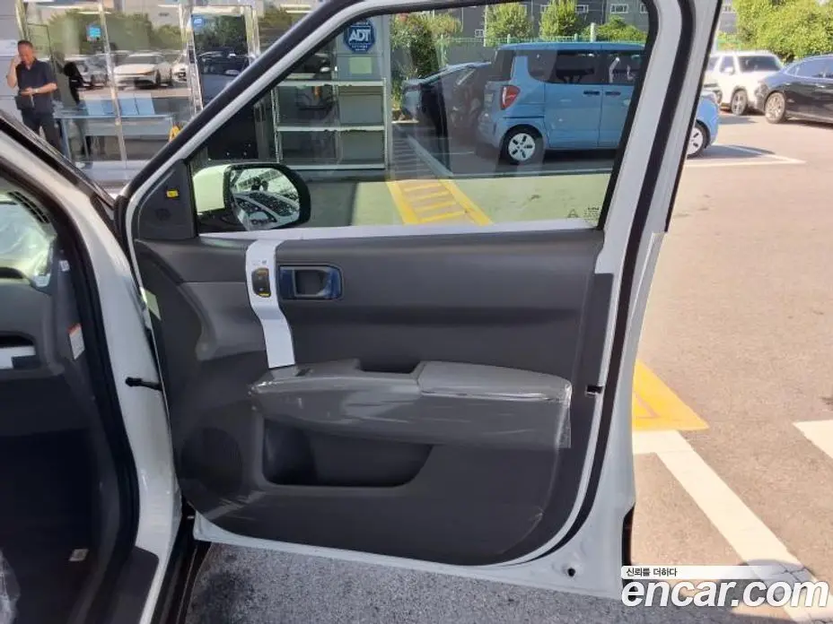 Kia EV3 2026 0.4 автомат (гидро), фото 13 Kia EV3 2026 0.4 автомат (гидро), фото 13