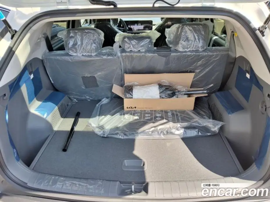 Kia EV3 2026 0.4 автомат (гидро), фото 16 Kia EV3 2026 0.4 автомат (гидро), фото 16
