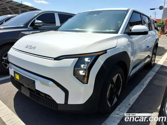 Kia EV3 2026 0.4 автомат (гидро), миниатюра 5 Kia EV3 2026 0.4 автомат (гидро), миниатюра 5