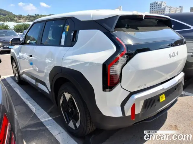 Kia EV3 2026 0.4 автомат (гидро), миниатюра 6 Kia EV3 2026 0.4 автомат (гидро), миниатюра 6