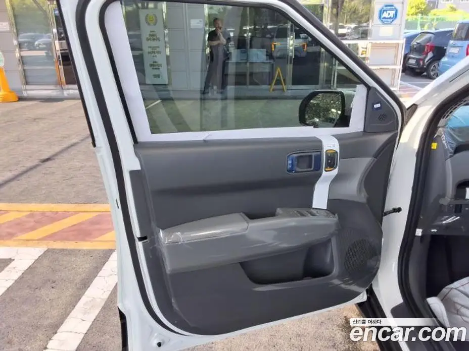 Kia EV3 2026 0.4 автомат (гидро), фото 10 Kia EV3 2026 0.4 автомат (гидро), фото 10