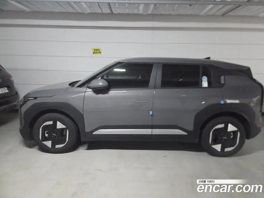 Kia EV3 2026 автомат (гидро), фото 3 Kia EV3 2026 автомат (гидро), фото 3