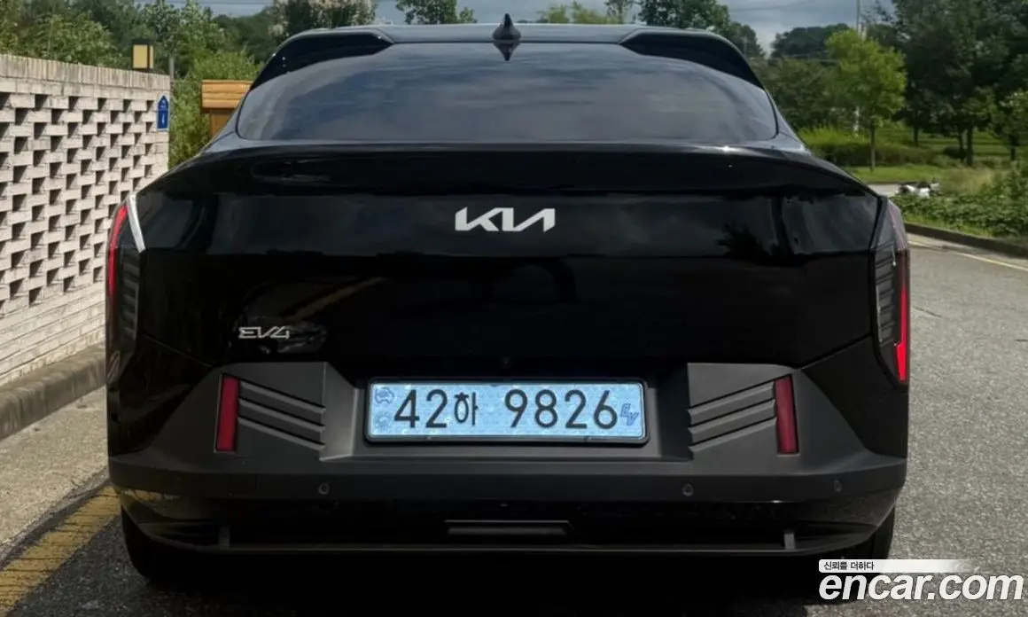 Kia EV4 2026 автомат (гидро), фото 3 Kia EV4 2026 автомат (гидро), фото 3