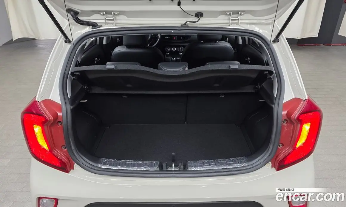 Kia Morning 2019 1.0 автомат (гидро), фото 20 Kia Morning 2019 1.0 автомат (гидро), фото 20