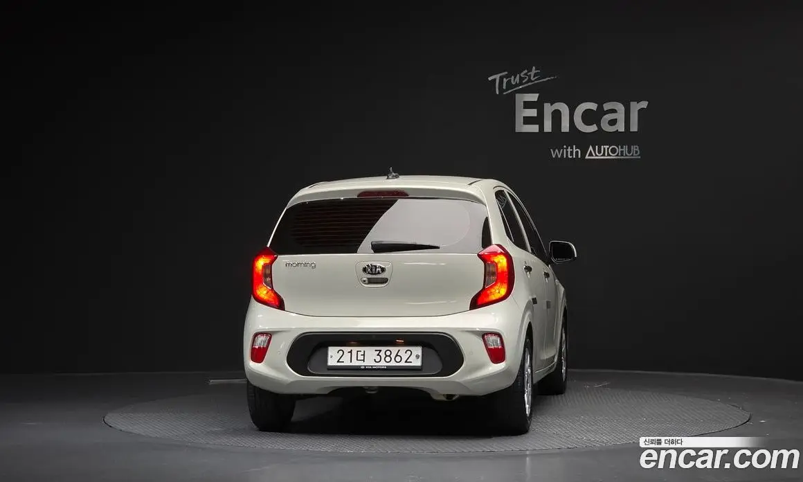 Kia Morning 2019 1.0 автомат (гидро), фото 4 Kia Morning 2019 1.0 автомат (гидро), фото 4