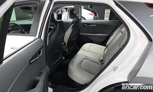 Kia Niro 2022 1.6 автомат (гидро), миниатюра 12