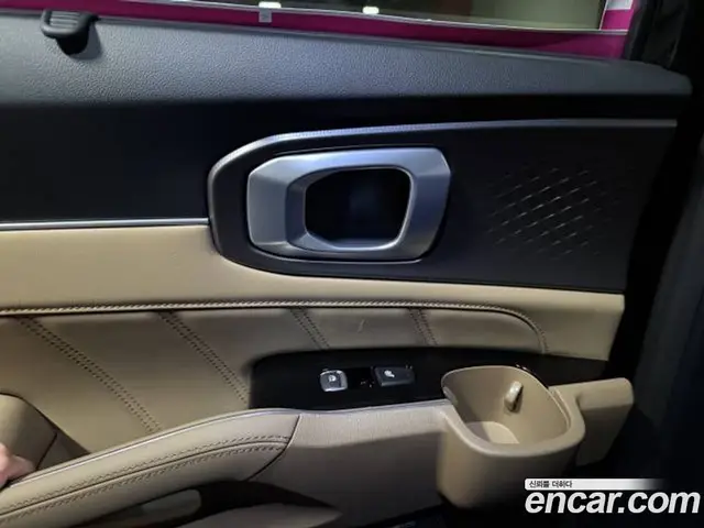 Kia Sorento 2025 1.6 автомат (гидро), миниатюра 11