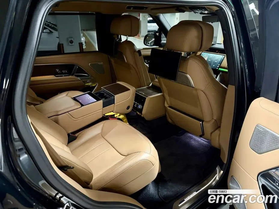 Land Rover Range Rover 2022 3.0 автомат (гидро), фото 9 Land Rover Range Rover 2022 3.0 автомат (гидро), фото 9
