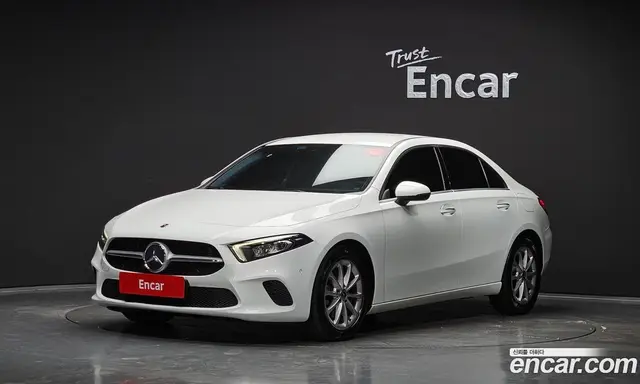 Mercedes-Benz A-Class, 2020, 90 954 км