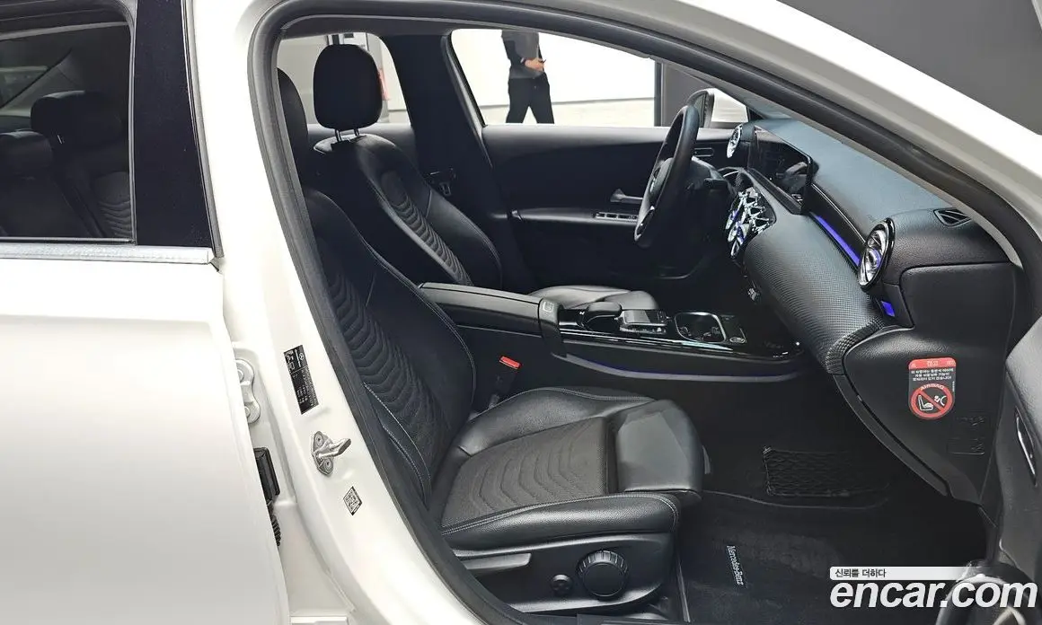 Mercedes-Benz A-Class 2020 2.0 автомат (гидро), фото 10