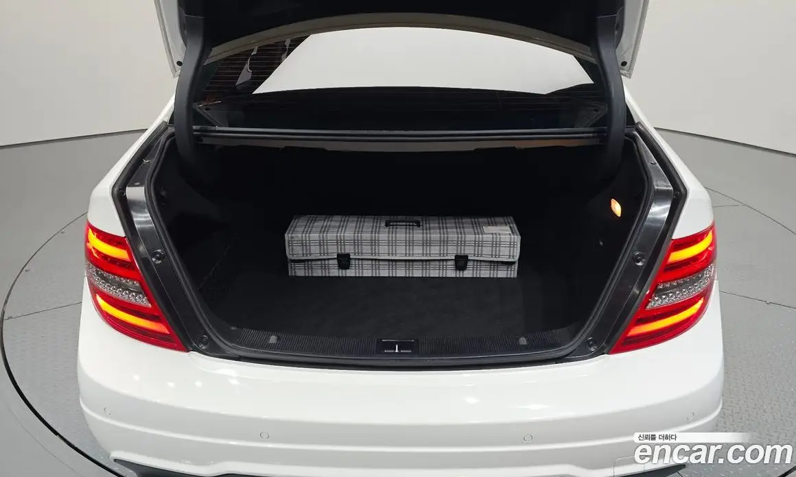 Mercedes-Benz C-Class 2012 1.8 автомат (гидро), фото 20