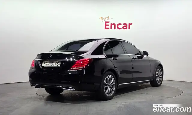 Mercedes-Benz C-Class 2017 2.0 автомат (гидро), миниатюра 2