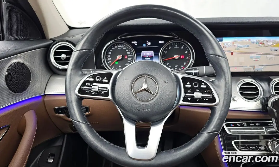 Mercedes-Benz E-Class 2018 2.0 автомат (гидро), фото 13