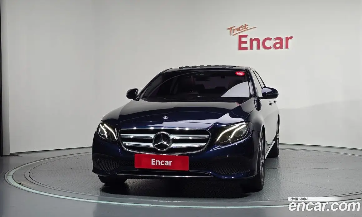 Mercedes-Benz E-Class 2018 2.0 автомат (гидро), фото 3