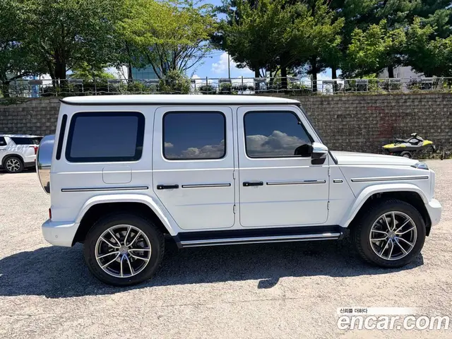 Mercedes-Benz G-Class 2025 3.0 автомат (гидро), миниатюра 4