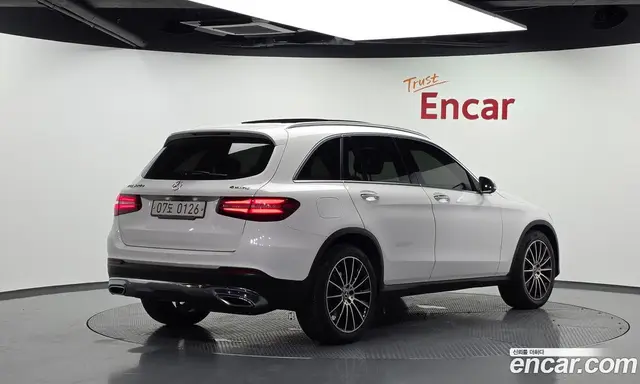 Mercedes-Benz GLC-Class 2016 2.1 автомат (гидро), миниатюра 2 Mercedes-Benz GLC-Class 2016 2.1 автомат (гидро), миниатюра 2