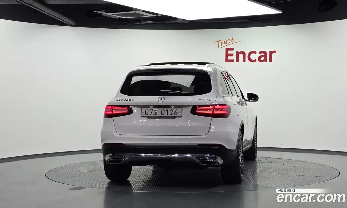 Mercedes-Benz GLC-Class 2016 2.1 автомат (гидро), фото 4 Mercedes-Benz GLC-Class 2016 2.1 автомат (гидро), фото 4
