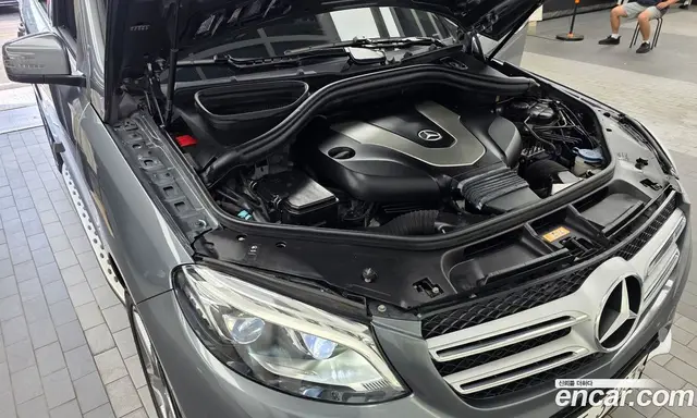 Mercedes-Benz GLE-Class 2017 3.0 автомат (гидро), миниатюра 6