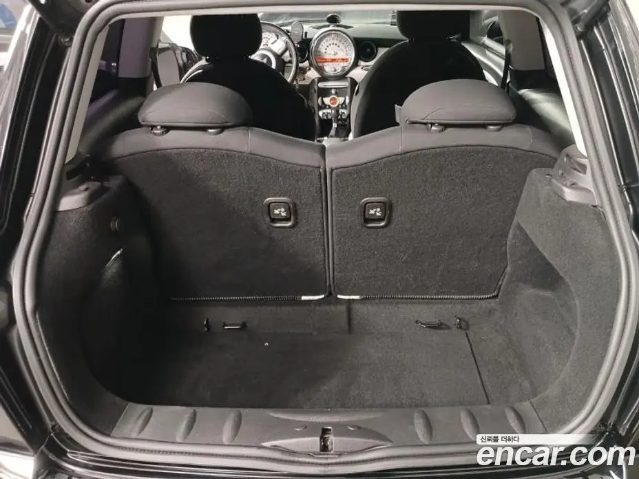 Mini Cooper 2010 1.6 автомат (гидро), фото 17 Mini Cooper 2010 1.6 автомат (гидро), фото 17