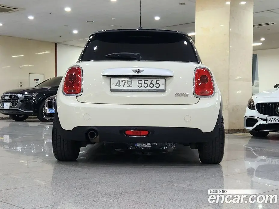 Mini Cooper 2014 1.5 автомат (гидро), фото 4 Mini Cooper 2014 1.5 автомат (гидро), фото 4