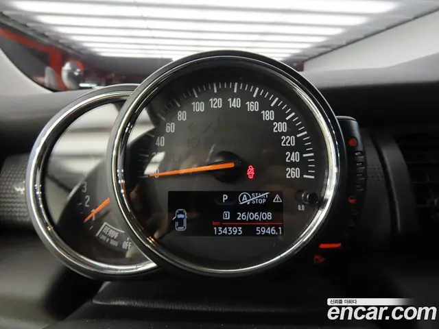 Mini Cooper 2014 1.5 автомат (гидро), миниатюра 9 Mini Cooper 2014 1.5 автомат (гидро), миниатюра 9