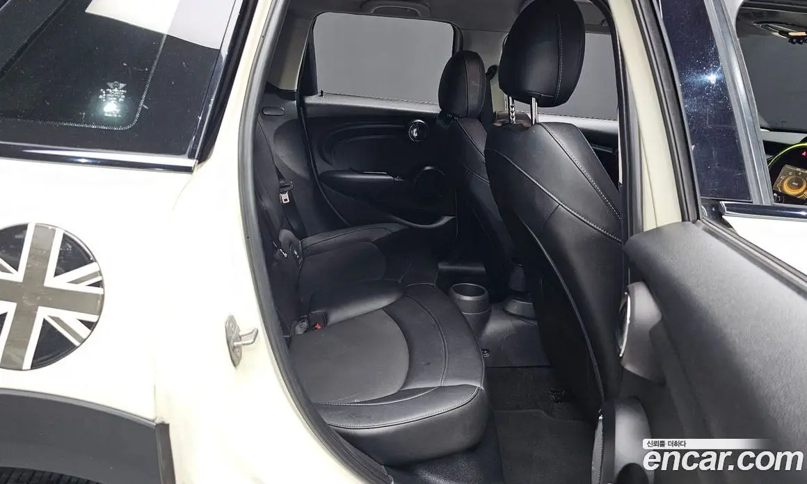 Mini Cooper 2015 1.5 автомат (гидро), фото 11