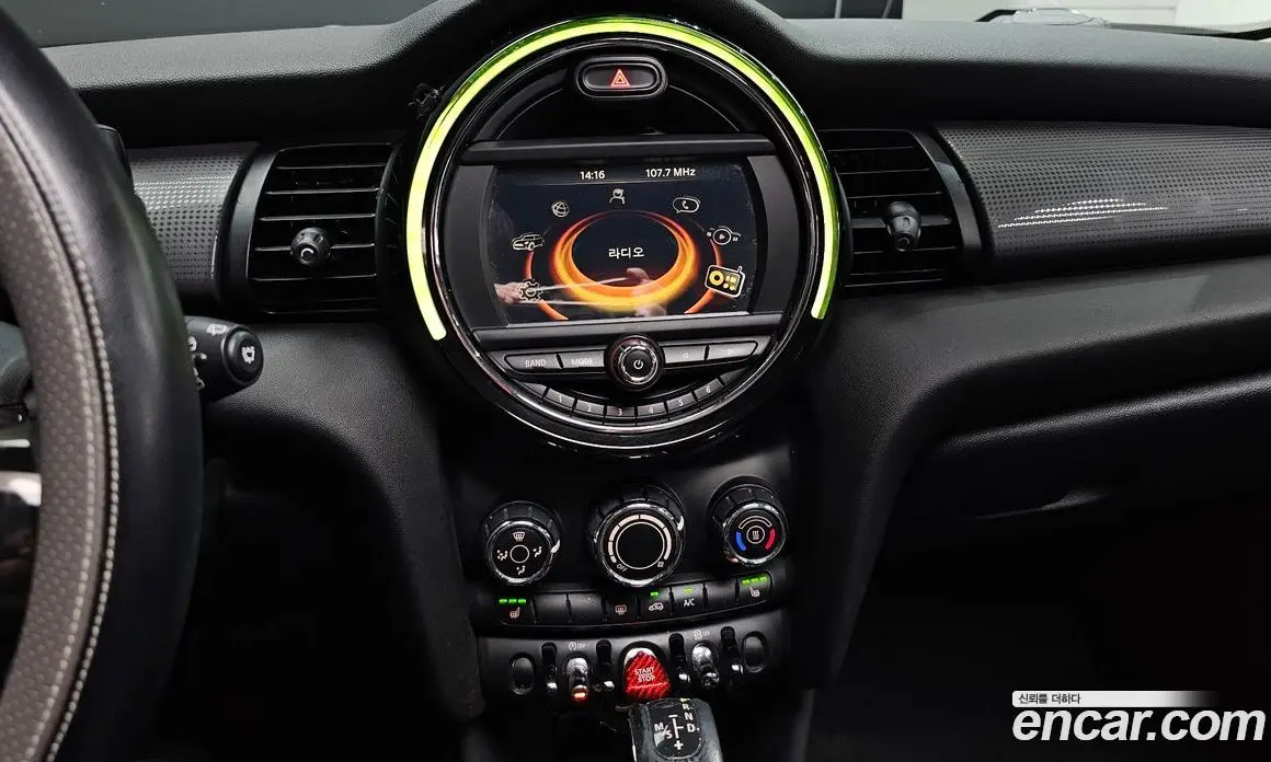 Mini Cooper 2015 1.5 автомат (гидро), фото 13