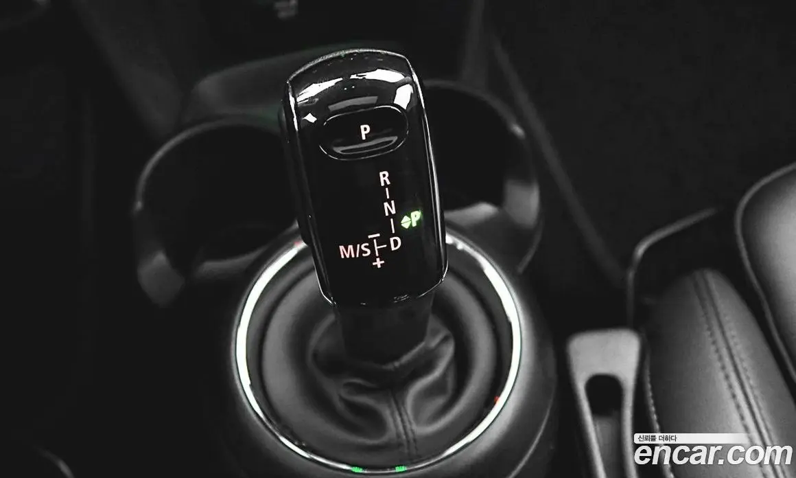 Mini Cooper 2021 1.5 автомат (гидро), фото 17