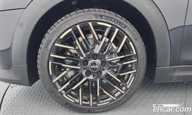 Mini Cooper 2024 2.0 автомат (гидро), миниатюра 5