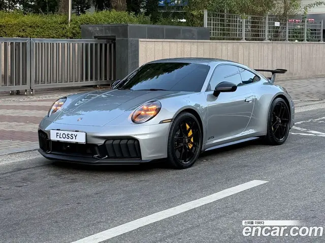Porsche 911, 2025, 8 200 км
