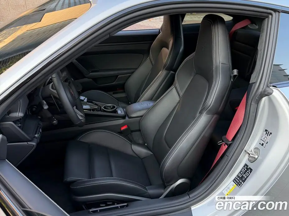 Porsche 911 2025 3.6 автомат (гидро), фото 10 Porsche 911 2025 3.6 автомат (гидро), фото 10