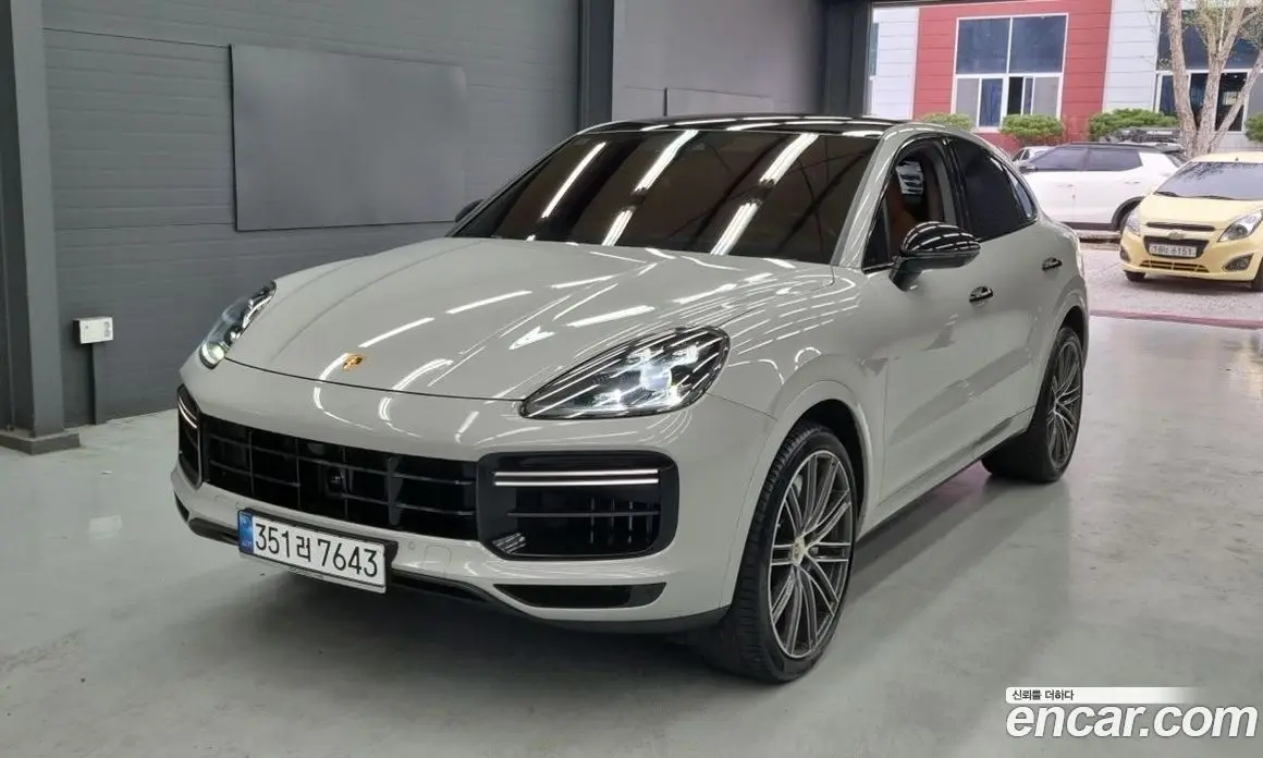 Porsche Cayenne 2023 4.0 автомат (гидро), фото 2 Porsche Cayenne 2023 4.0 автомат (гидро), фото 2
