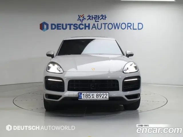 Porsche Cayenne, 2023, 9 979 км