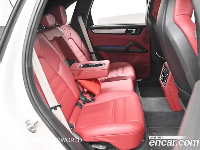 Porsche Cayenne 2023 3.0 автомат (гидро), миниатюра 12