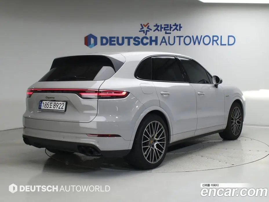 Porsche Cayenne 2023 3.0 автомат (гидро), фото 3 Porsche Cayenne 2023 3.0 автомат (гидро), фото 3