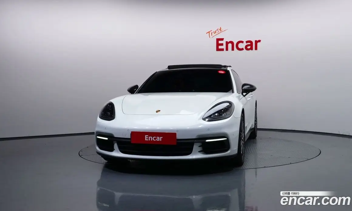 Porsche Panamera 2019 3.0 автомат (гидро), фото 3