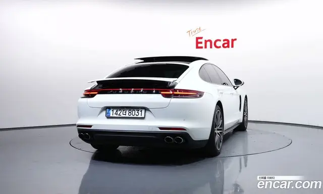 Porsche Panamera 2019 3.0 автомат (гидро), миниатюра 4