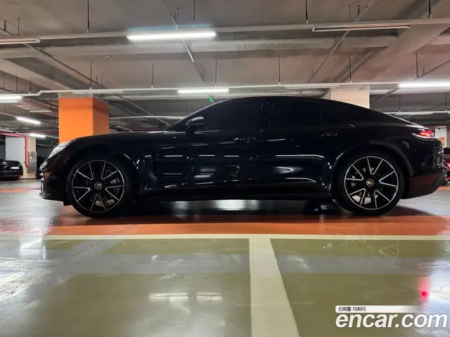 Porsche Panamera 2023 2.9 автомат (гидро), миниатюра 3