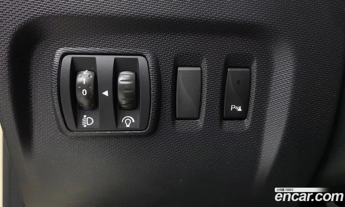 Renault (Samsung) QM3 2015 1.5 автомат (гидро), фото 12 Renault (Samsung) QM3 2015 1.5 автомат (гидро), фото 12